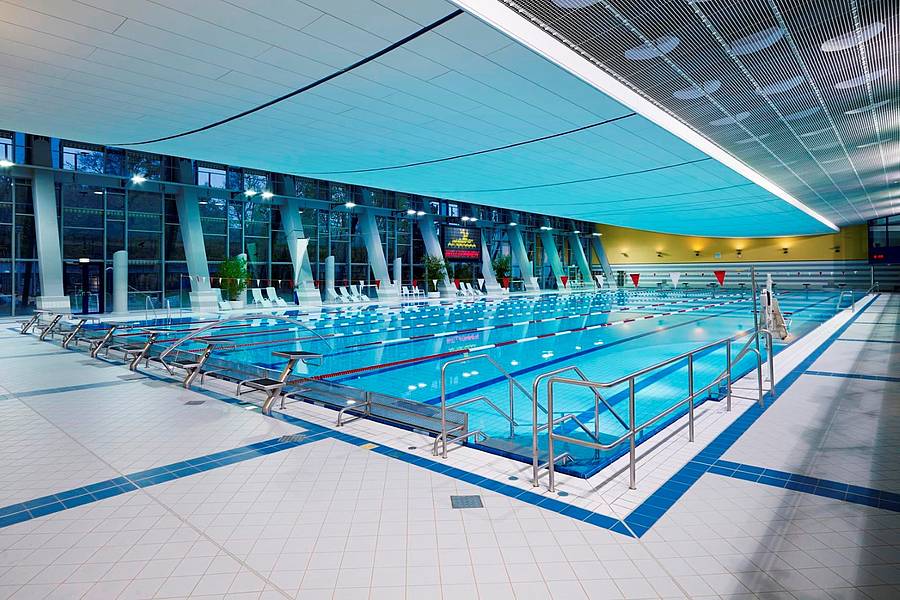 Piscina Roland Matthes / Süd Schwimmhalle - Erfurt