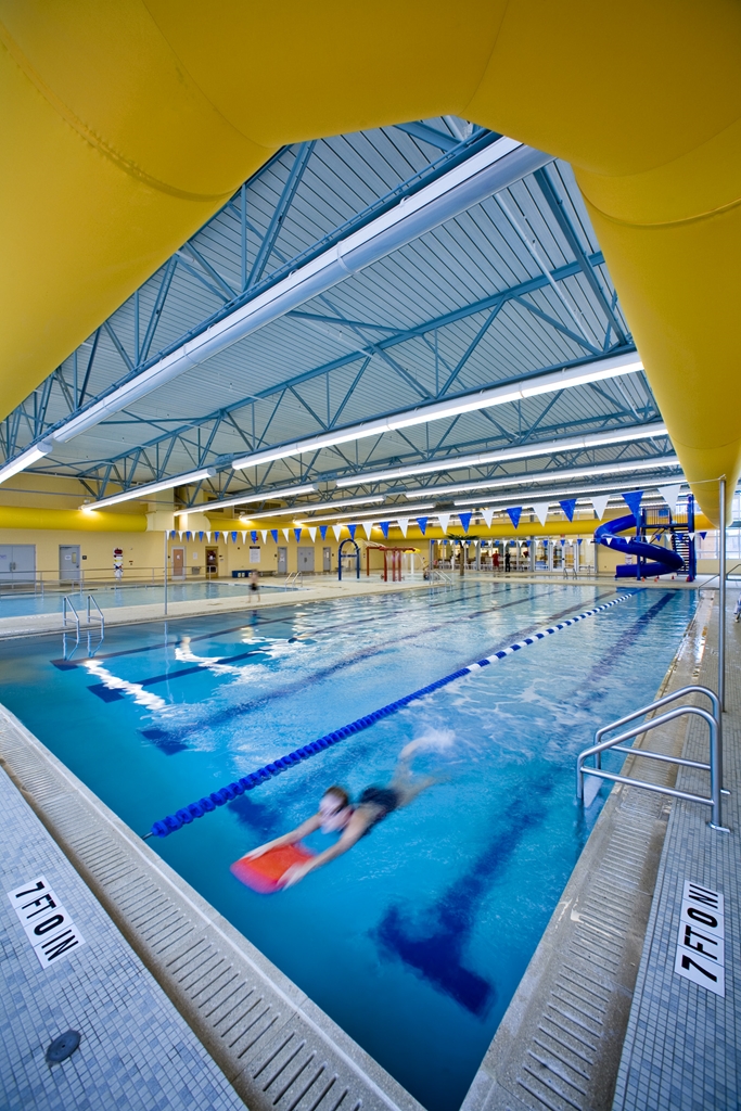 Piscina Rose E. Schneider Family YMCA - Butler County