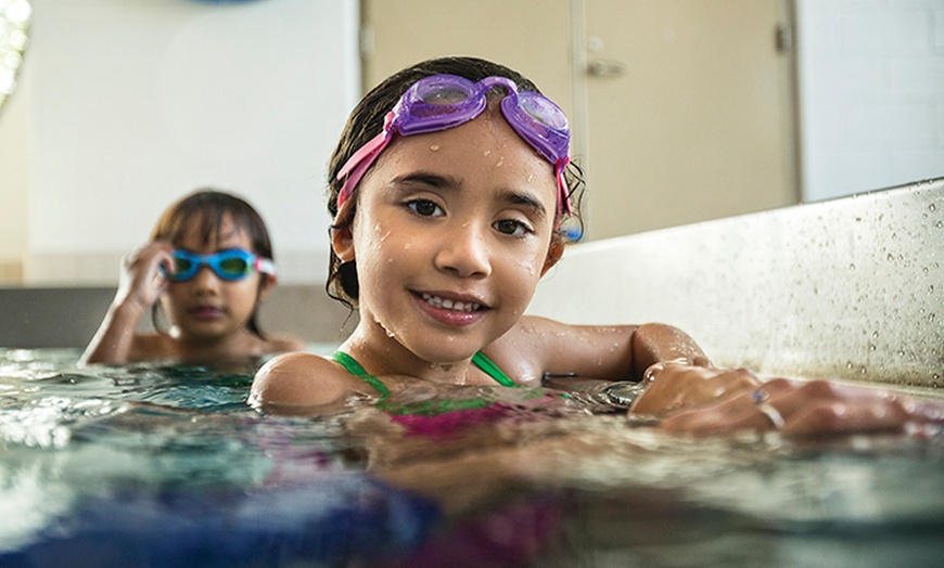 Piscina Sacramento Central Branch YMCA - Sacramento County