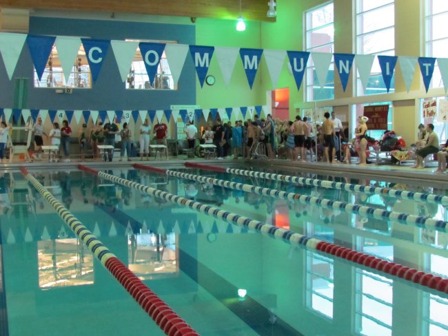 Piscina Salem Community Center | CenterPlex - Columbiana County