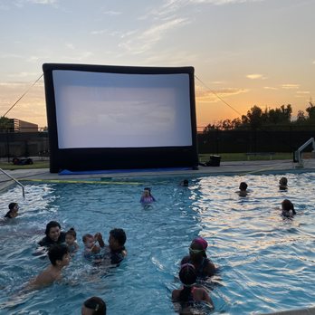 Piscina San Dimas Recreation Center - Los Angeles County