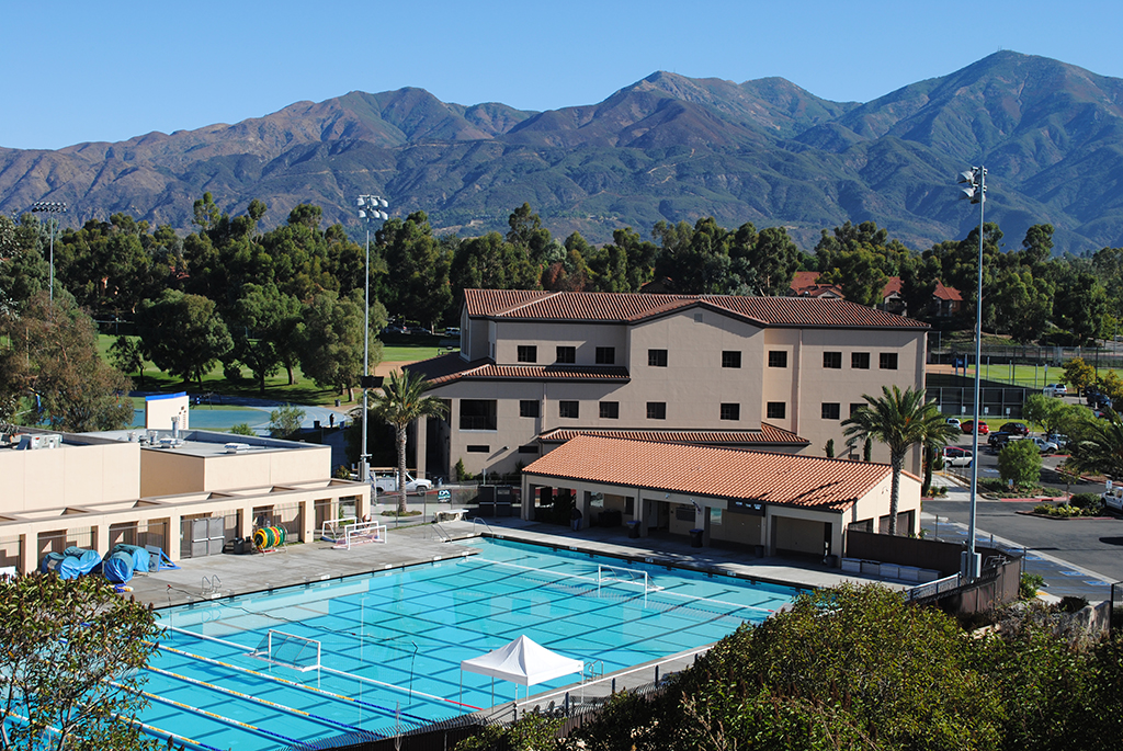 Piscina Santa Margarita Catholic High School Swimming Pool - Orange County