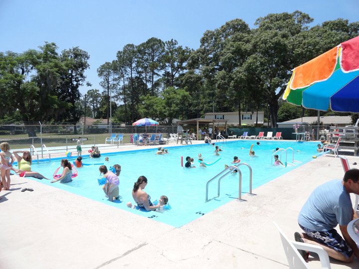 Piscina Savanna Park District Swimming Pool - Carroll County