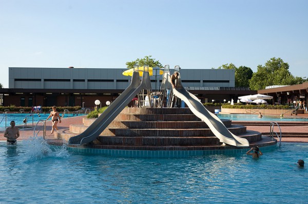 Piscina Schwarzwaldbad Bühl - Buehl