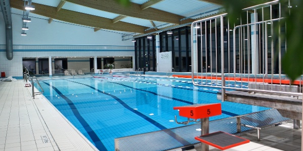 Piscina Schwimmbad «Am Fuchsbau» - LandesSportSchule Osterburg - Osterburg