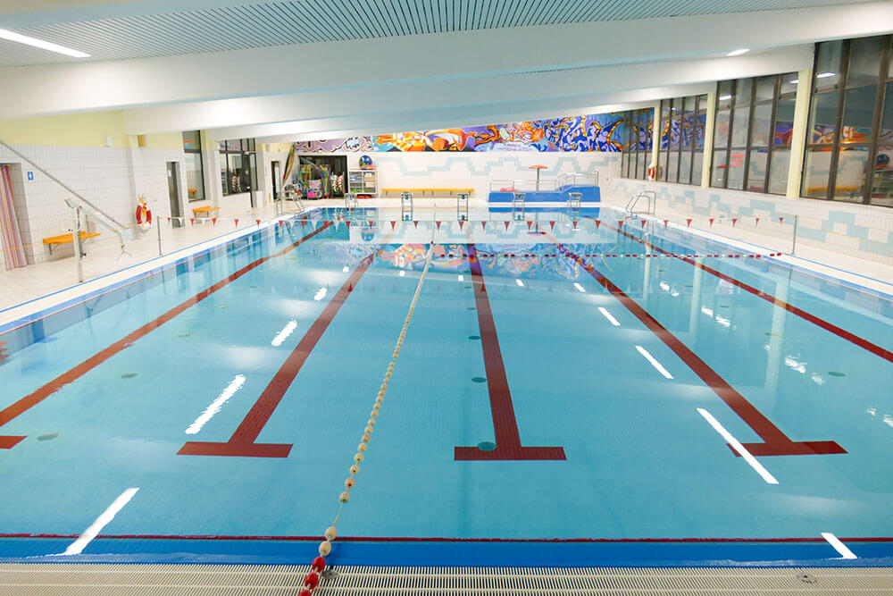 Piscina Schwimmhalle «Naether-Bad» - Zeitz