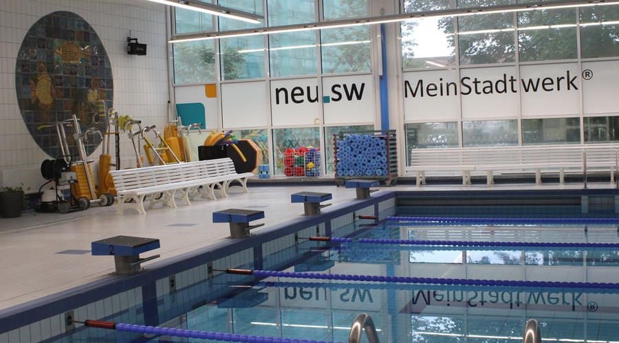 Piscina Schwimmhalle - Neubrandenburg - Neubrandenburg