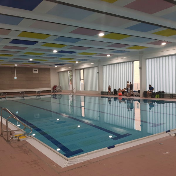 Piscina Schwimmhalle Thomas-Mann-Straße - Berlin