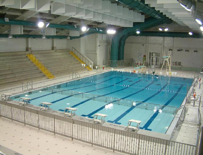 Piscina Sharpe James/ Kenneth A. Gibson (Ironbound) Aquatic Center - Essex County