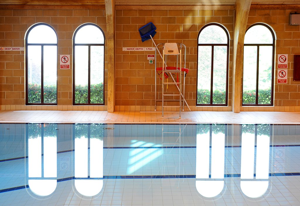 Piscina Sidcot Sports Centre - Sidcot School - Somerset