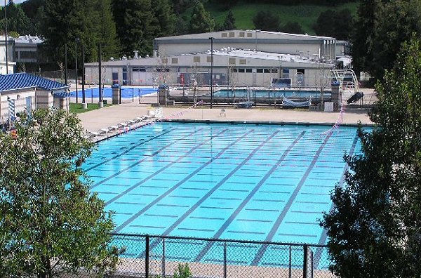 Piscina Soda Aquatic Center - Contra Costa County