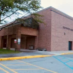 Piscina Southwest Allen Natatorium/ Summit Middle School - Allen County