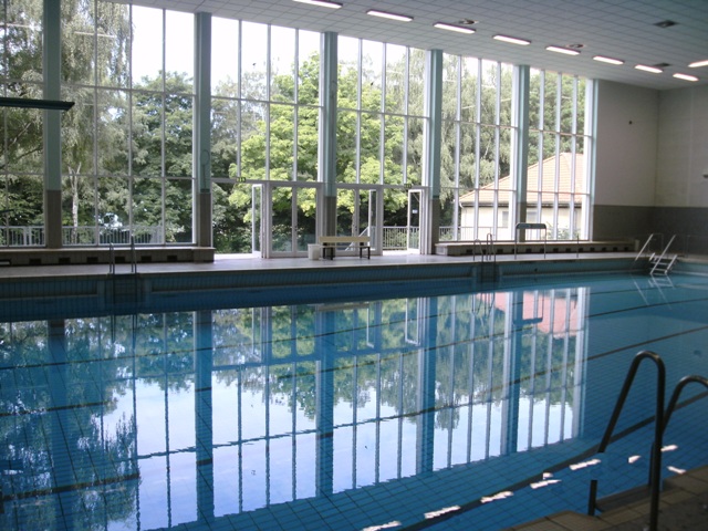 Piscina Südbad - Hallen- und Freibad Recklinghausen - Recklinghausen