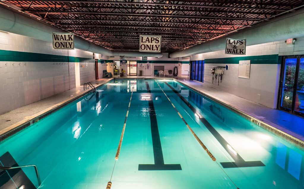 Piscina Summit Athletic Club - Washington County