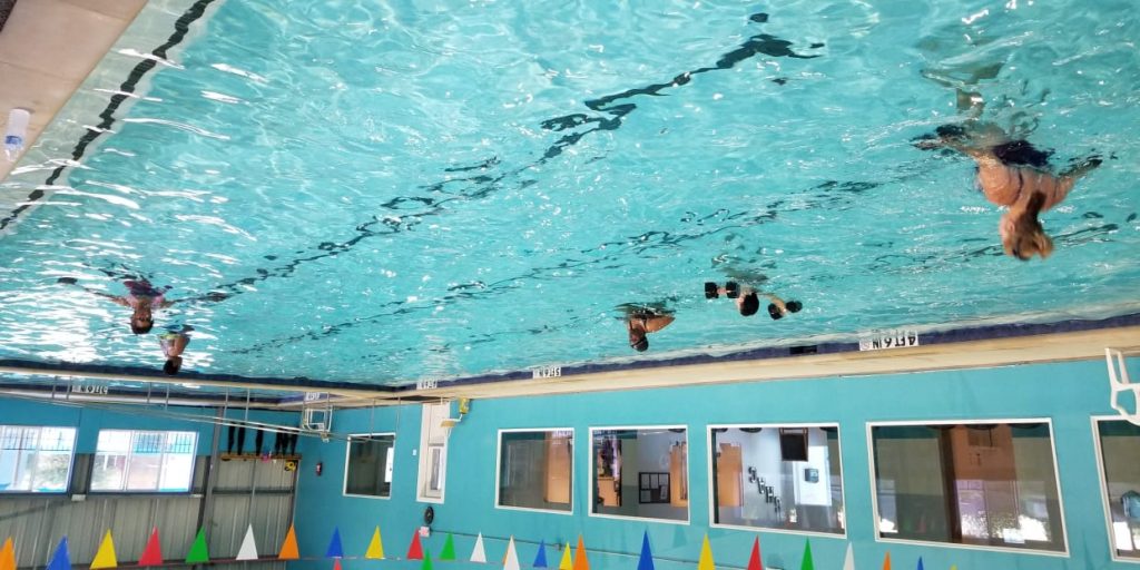 Piscina Swim Houston Aquatic Center - Harris County