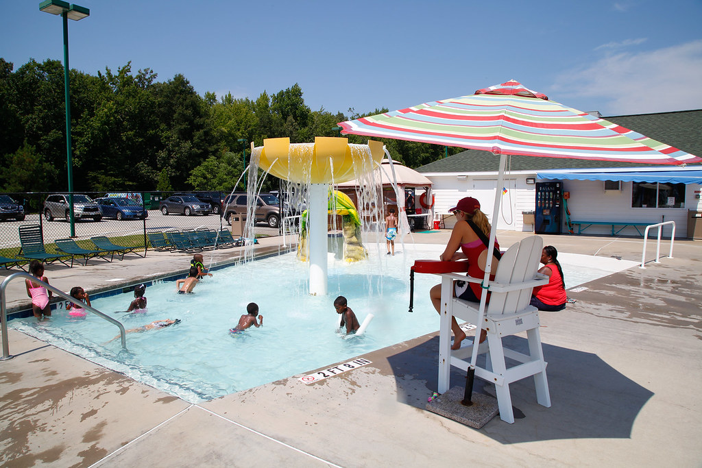 Piscina Taylor Bend Family YMCA - Southeastern City/Counties