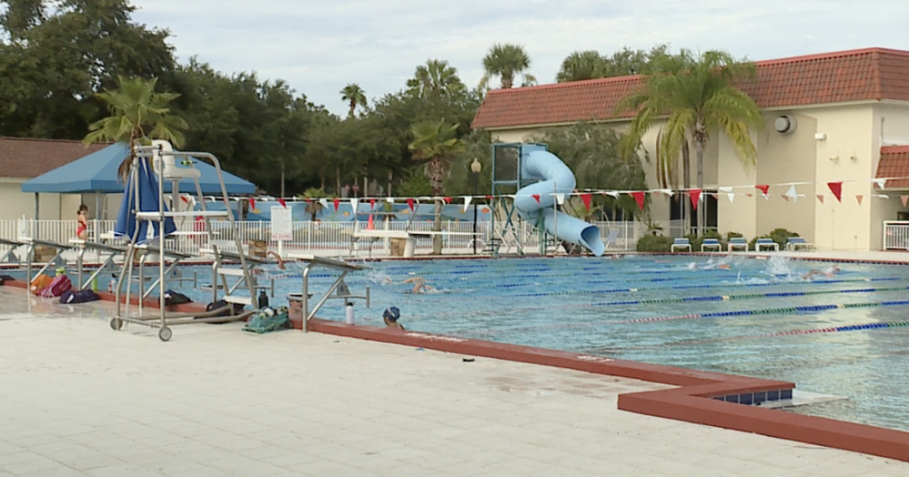 Piscina Temple Terrace Family Recreation Complex - Hillsborough County