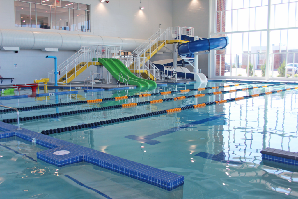 Piscina The Aquatic Center & Track Complex at Mylan Park - Monongalia County