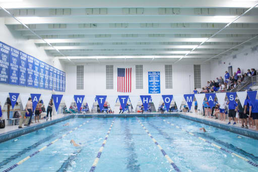 Piscina Thomas High School Pool - Monroe County