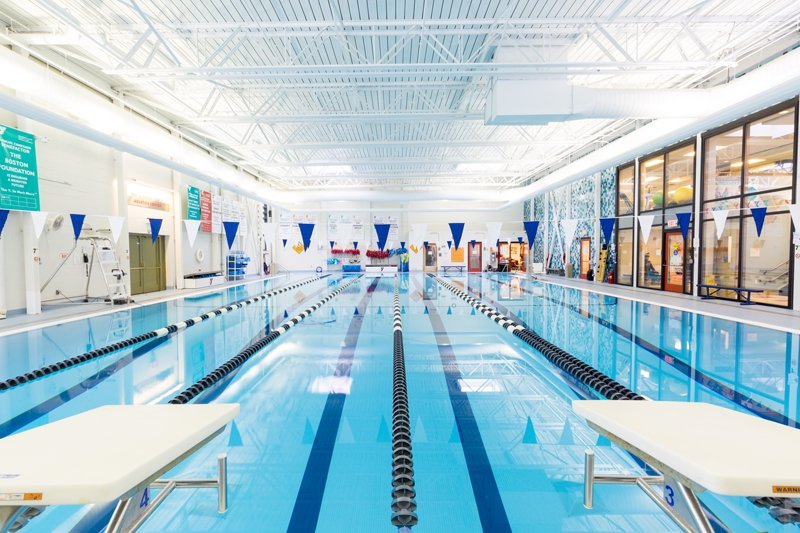 Piscina Thomas M. Menino YMCA - Suffolk County