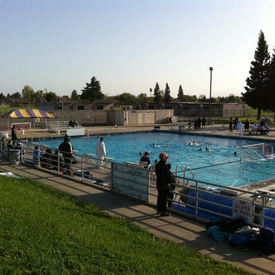 Piscina Tokay High School - San Joaquin County