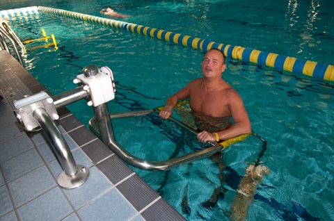 Piscina Tonyrefail Leisure Centre - Rhondda Cynon Taff