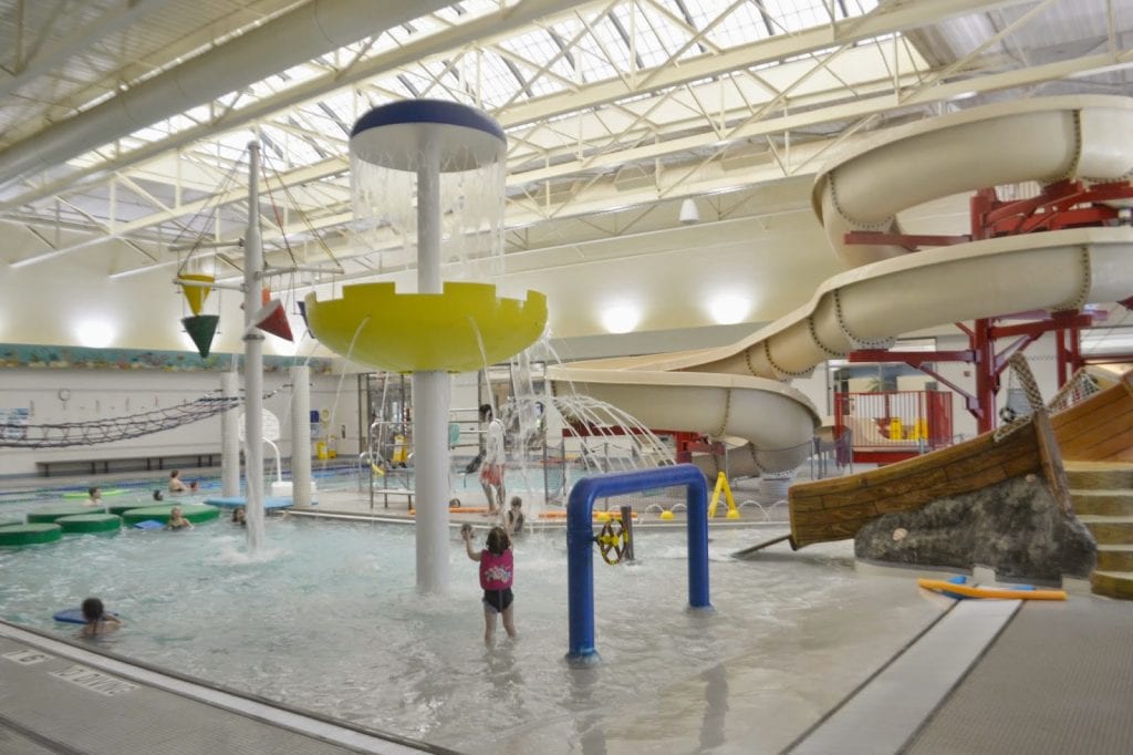 Piscina Troy Community Center - Oakland County