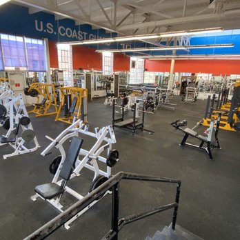 Piscina USCG Training Center Gym and Pool - Cape May County