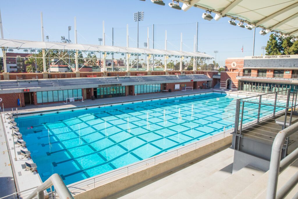 Piscina Uytengsu Aquatics Center - University of Southern California - Los Angeles County