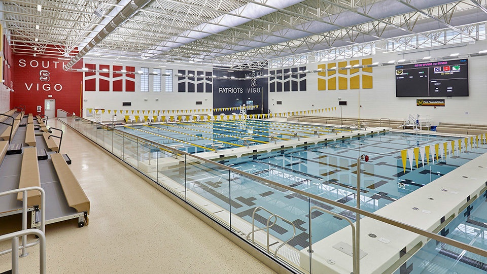 Piscina Vigo County School Corporation Aquatic Center - Vigo County