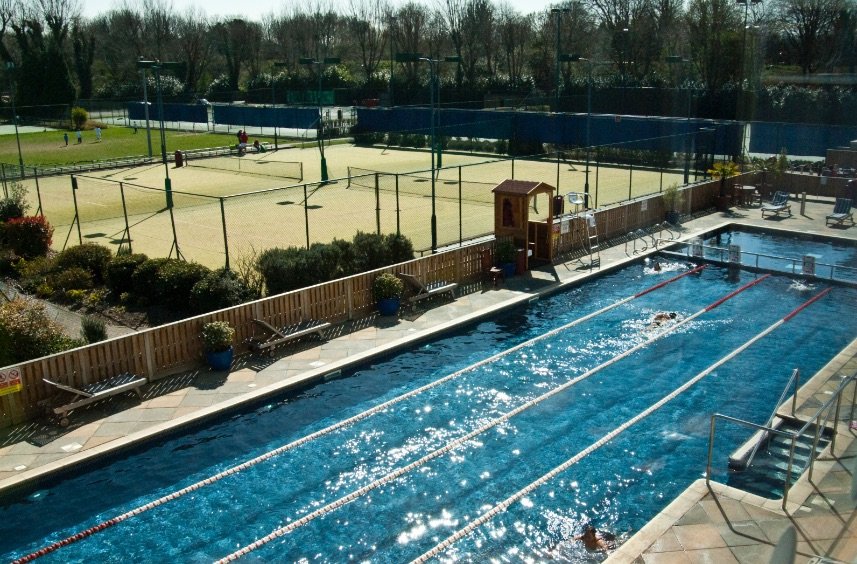 Piscina Virgin Active - Chiswick Park - London Metropolitan Area