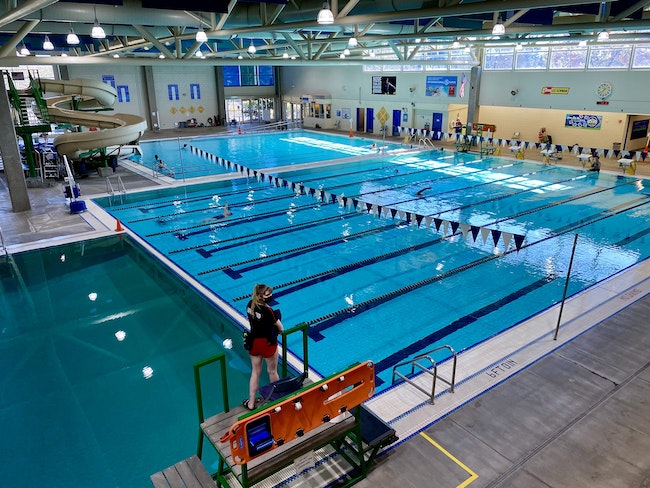 Piscina Warren H. Daughtery Aquatic Center - Lane County