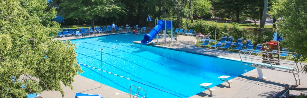 Piscina Wayside Athletic Club - Middlesex County