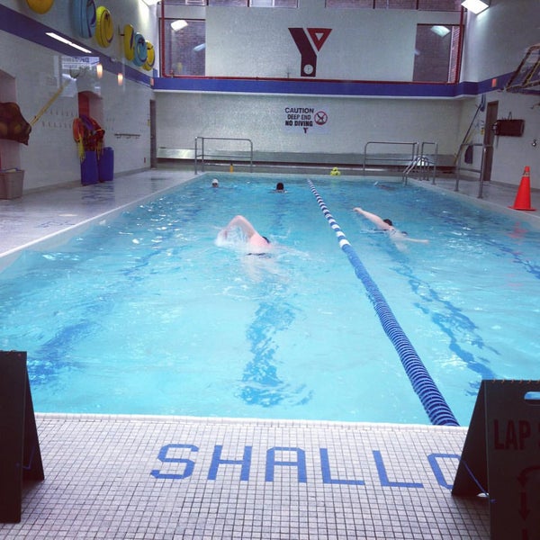 Piscina West End YMCA - Toronto Municipality