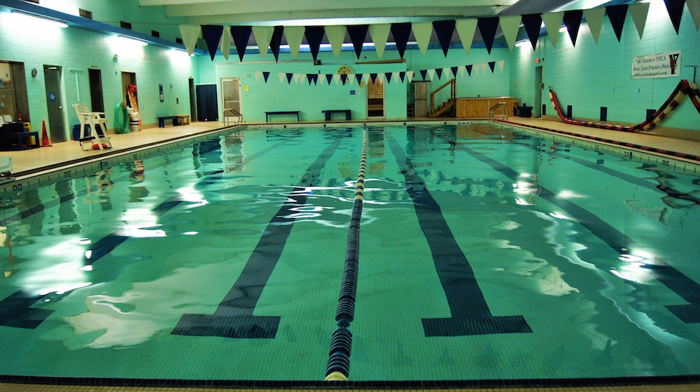 Piscina Wheeling YMCA - Ohio County