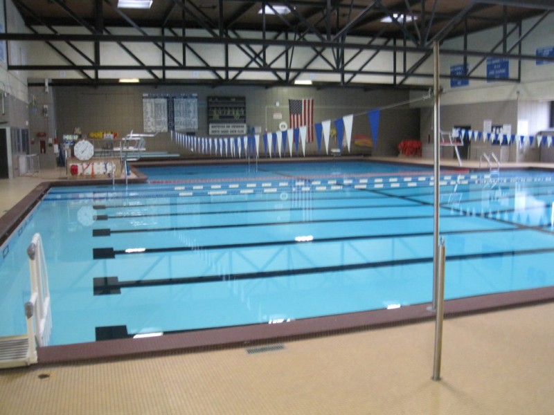 Piscina Whitefish Bay High School Field House Pool - Milwaukee County