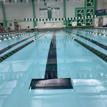 Piscina Wildcat Sport & Fitness - Mayfield High School - Cuyahoga County