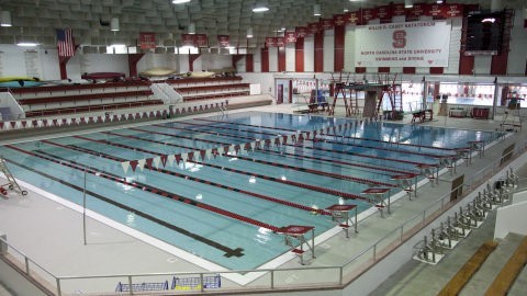 Piscina Willis Casey Natatorium - North Carolina State University - Wake County