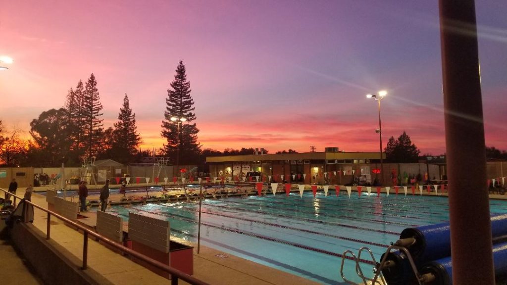 Piscina Wolverine Aquatics Complex - Sierra College - Placer County