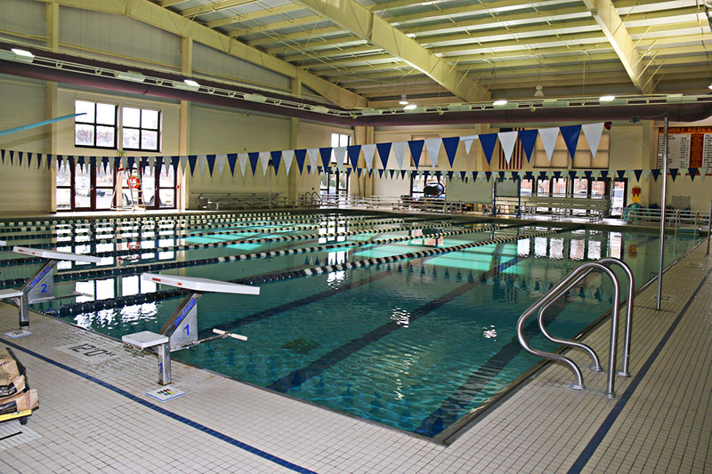 Piscina Wyoming Valley Catholic Youth Center - Luzerne County